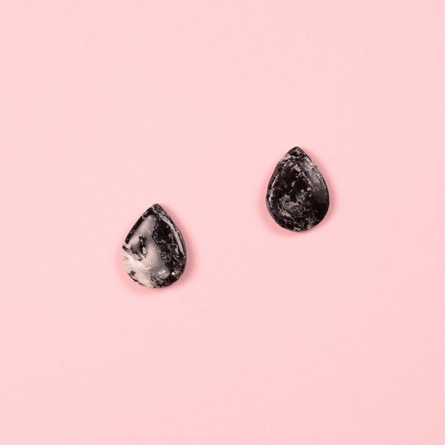 Pendientes Marbella negro